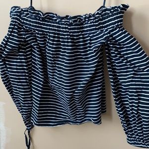 BANANA REPUBLIC OFF SHOULDER TOP